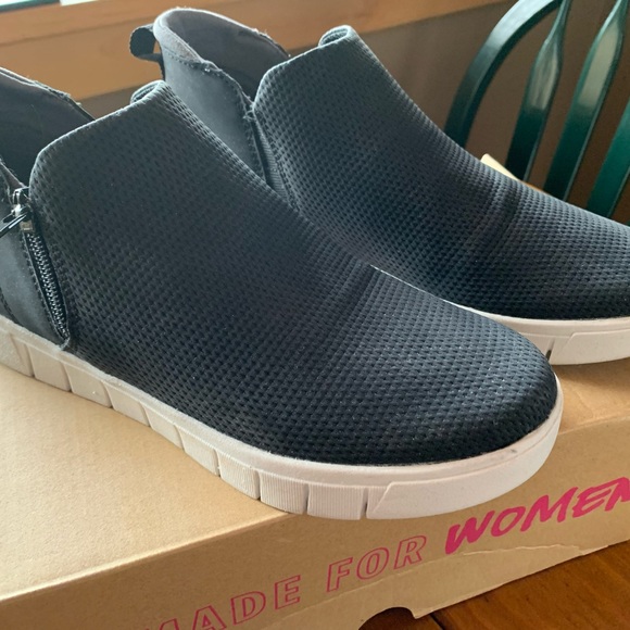 Ryka booties size 7.5 - Picture 8 of 10